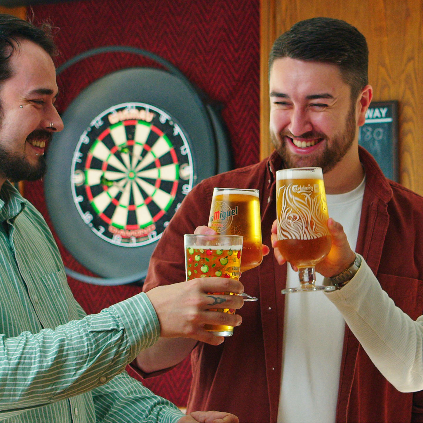 Raise a glass This Father's Day at The Saddlers Arms in Cardigan!